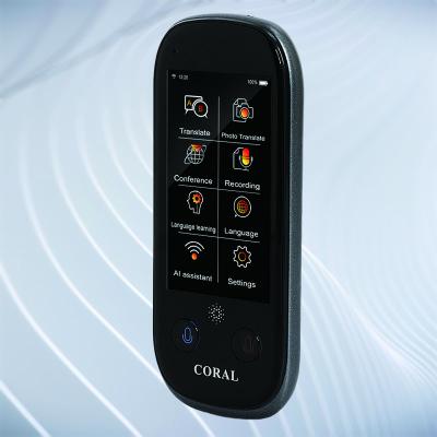 Cina Coral Vision(UN3) Portable WIFI Smart AI Voice Translator Travel Real Time Translation Machine in vendita