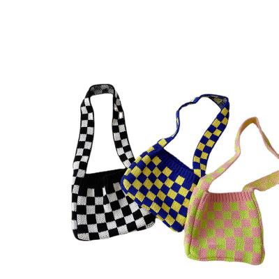 China Fashion Vintage Plaid Style Kids Mini Purse Handmade Knitted Textured Summer Beach Crochet Shoulder Bag for sale