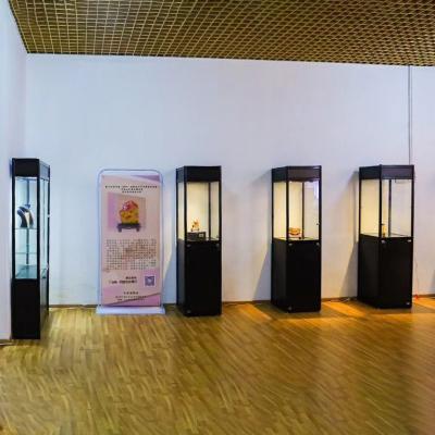 China Wooden Glass Perfume Showcase Cabinet With Led Light And Fragrance Display Kiosk for sale