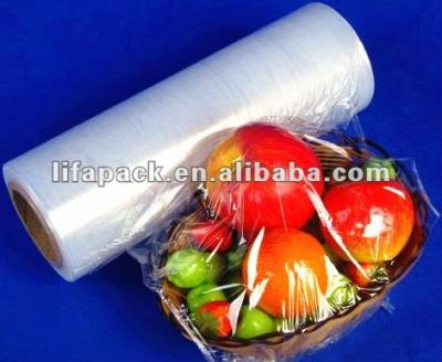 China Food& Transparent Medicine Film PE Plastic Cling Film / Protective Sheet On Roll for sale