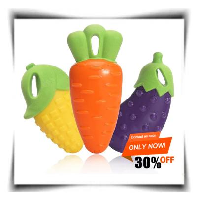 China Sustainable Popular Plastic Carrot Pet Toys Vocal Molar Toys Tibetan Food Toys for sale