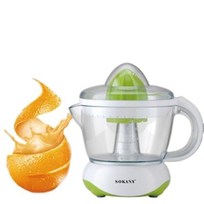 China Hotel Sokany 601d Mini Portable Rechargeable Juicer Blender Squeezed Fruit Juicer for sale