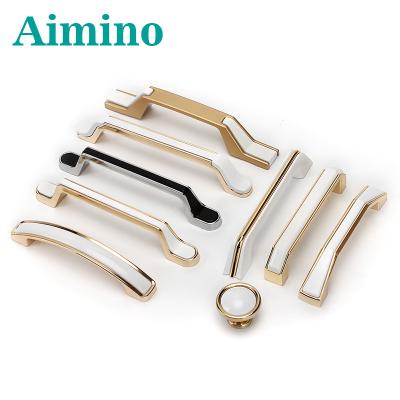 China OEM Modern Zinc Alloy Drawer Cabinet Handle AIMINO Hardware Pull Die-Casting Door Handle for sale