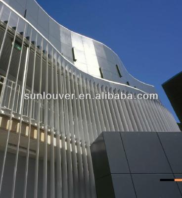 China Motorized Electric Automatic Aluminum Sun Shade Louvers for sale