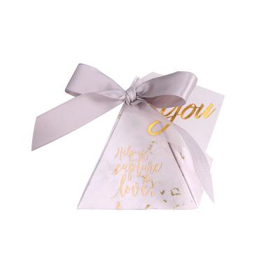 China Recyclable Pillow Wedding Party Favor Paper Gift Boxes Candy Boxes Supply Accessories Favor Wrapping Paper Gift Boxes Free Shipping for sale