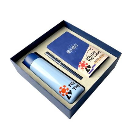 China Financial Institutions Casual Office Onboarding Starting School Customizable Gift Set for sale