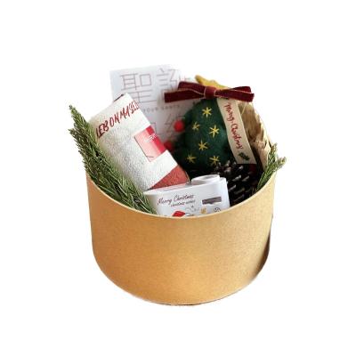 China Paper Christmas Decoration Car Hanging Kraft Paper Round Gift Set for sale