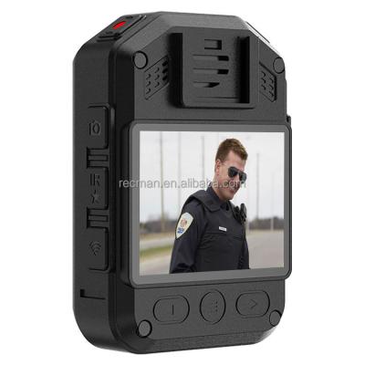 中国 Cost-effective HD 1296P professional outdoor infrared night vision waterproof wide-angle video motion camera body camera police 販売のため