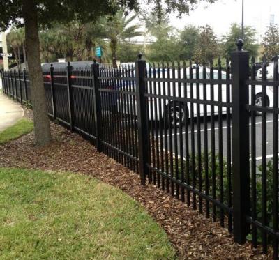 China Beautiful Custom Aluminum Vertical Horizontal Fence Easily Assembled Eco Supplier for sale