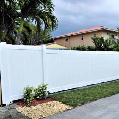 China Easily Assembled Custom Design Portable Pvc Garden Privacy Fence Panels for sale