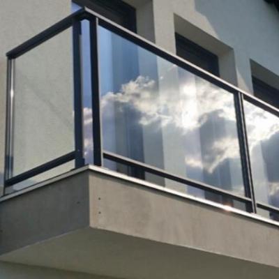 China Modern Professional Manufacturer Aluminum Post Trough Glass Balustrade Balcony for sale