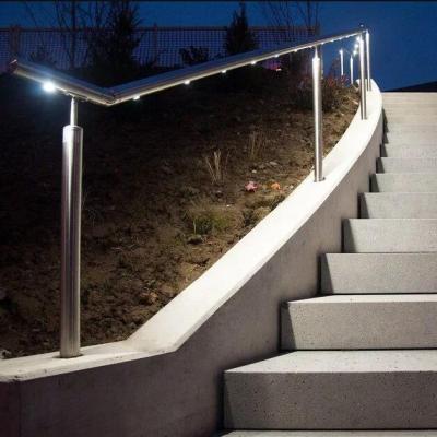 China Good quality new modern exterior design modern u channel led light steel glass balustrade for sale