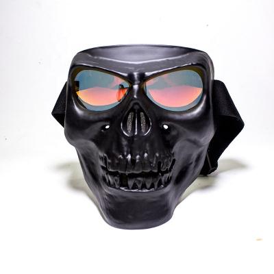 China Luxury New Devil Glasses Motor Skull Motorcycle Goggles Sandy Riding Cross Key Wind Proof Goggles for sale