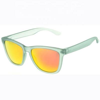 China 2021 fashion designer sunglasses high quality trendy private label polarized sunglasses for men and women for sale