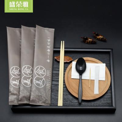 China Disposable Good Grade Bamboo Disposable Cutlery With Kraft Paper for sale