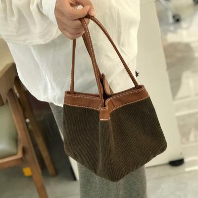 China 2022 New Arrived Fashion Shoulder Handbag Bucket Luxury Nylon Bags for sale