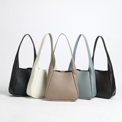 China Newspaper Used Genuine Leather Women Wholesale Shoulder Handbags Tote Bucket Shopping Bags Daily Casual for sale