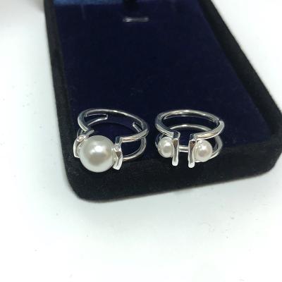 China Women's s s 925 Sterling Silver Minority Design Simple Fashion Retro Style Punk Simple Ring Natural Pearl Ring for sale