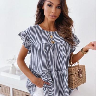 China Breathable Summer Casual Scallop Plus Size Women's Blouses And Shirts for sale