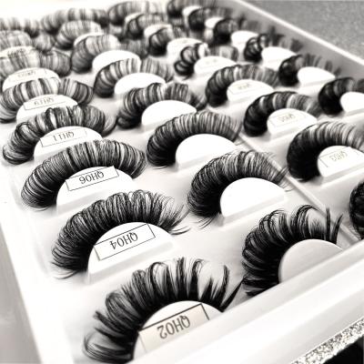 China Long Eyelash Comfortable Natural Faux Mink Russian Deep Loop Stripe Lashes Wholesale D D Loop Eyelash Wink Winged Extensions for sale