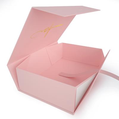 China Biodegradable Custom Logo Cardboard Folding Luxury Clothing Wigs Packaging Gift Boxes With Magnetic Lid And Tape for sale