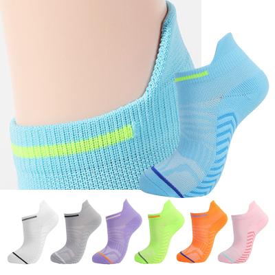 China Short casual socks men's and women's sports tube regular boat socks summer and autumn outdoor breathable running socks for sale