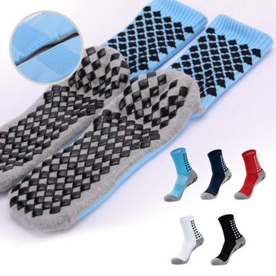 China Regular Medium Tube Towel Bottom Thickened Non-slip Absorbent Training Ball Socks for sale