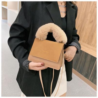 China 2020 New Winter Fashion Women's Fashion All-match Plush Handle One-shoulder Cross - Body Frosted Small Square Handbag for sale