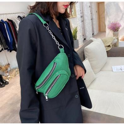 China 2020 Retro Cross - Body Waist Bag Chest Bag Water Proof Wholesale Autumn Winter New Fashion Wild Crocodile Pattern Bag for sale