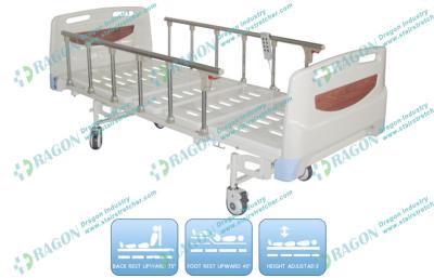 China Os ABS destacáveis embarcam a cama de hospital elétrica de giro de dobramento com três funções à venda