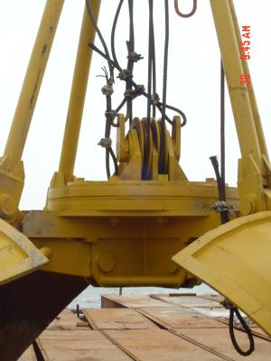 China Wear Resistant 3800Kg 860mm Diameter Hammer Grab for sale