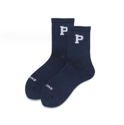 China Custom Logo Cool Fashion Cotton Character Skateboard Socks for sale