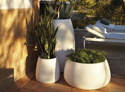 China OEM contemporary Plastic polyethylene planter for public areas for sale