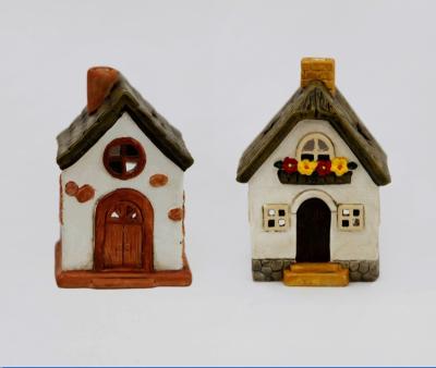 China Ceramic House Shaped Christmas Village Sets Candle Holder 7.8*6*11.5cm for sale