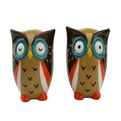 China Owl Shaped Salt And Pepper Shakers Turkey Ceramic Owl Salt And Pepper Shakers Thanksgiving Day Decoration for sale