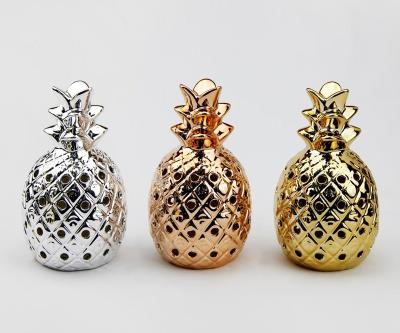 China Wholesale Ceramic Accent LED Light Pineapple Gold Plated LED Pineapple LED Lantern for sale