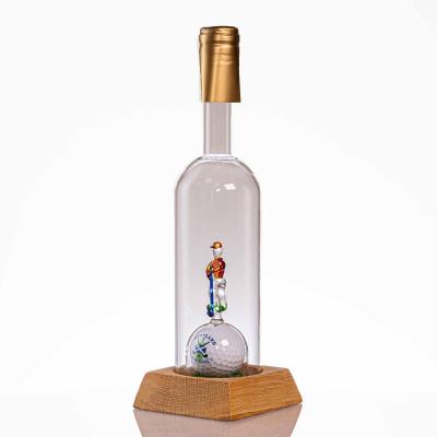 China Fashion Design Latest Novelty Design Durable Decoration Golfer In Bottle Brandy Pressed Canteen Formal Event Decanter for sale