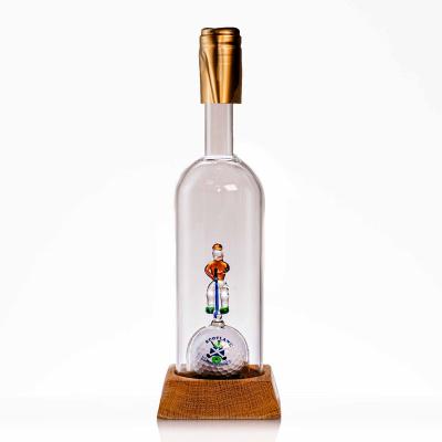 China Novelty Best Selling Luxury Premium Cocktail Shaker Golfer In Bottle Brandy Etched Decanter Gift Giving Decanter for sale