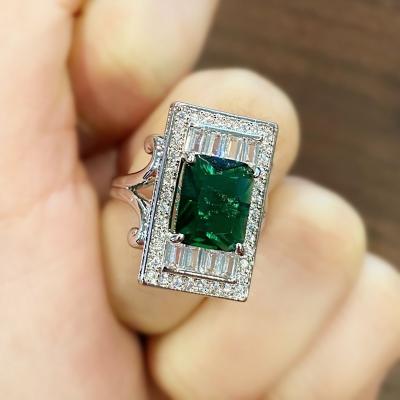 China Huitan Vintage FASHIONABLE Luxury Emerald Crystal Finger Ring Women 925 Silver Plating Gemstone Ring Engagement Jewelry for Women Girls for sale