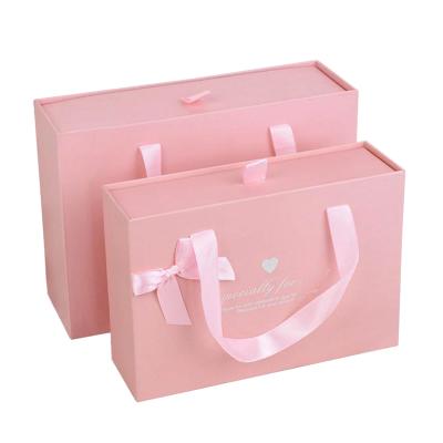 China Custom Recycled Materials Cookie Macaron Gift Food Box Drawer Soft Packaging Paper Packaging Box for sale