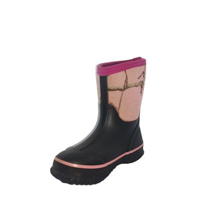 China Fashion Trend Kids Mid Calf Waterproof Rain Boots Insulated Noprene Rubber Boots For Kids for sale