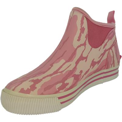 China Custom Fashion Trend Print Ladies Fashion Boots Waterproof Insulated Neoprene Platform Shoes for sale