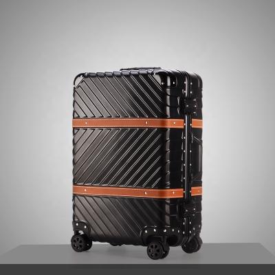 China Luggage Trolley Set Luxury Aluminum Metal Suitcase Travel Trolley Luggage Bag Carry On Luggage for sale