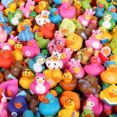 China Hot Selling Bath Toy Bulk Rubber Plastic Spraying Water Animal Bath Toys For Children for sale