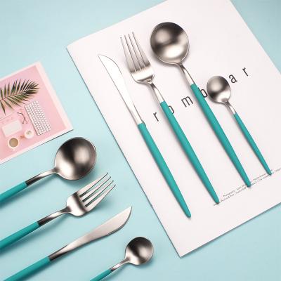 China Factory Sustainable Supply Luxury 4pcs Knife Spoon Fork Set Royal Stainless Steel Cutlery Flatware for sale