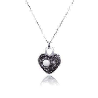 China Fashionable Heart High Quality Stainless Steel Love Heart Necklace Hottest Pendant Necklace Jewelry Best Gift For Women And Girls for sale