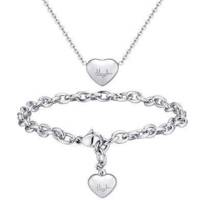 China Hottest Fashionable Jewelry Set High Quality Stainless Steel Love Heart Necklace and Bracelet IP Silver Color Set for Best Gift Idear for sale