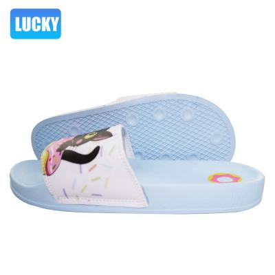 China Fashion Trend OEM Sliders For Unisex Men's Custom Logo Flip Flops Ladies Flat Beach Slippers Plain Casual Shoes for sale