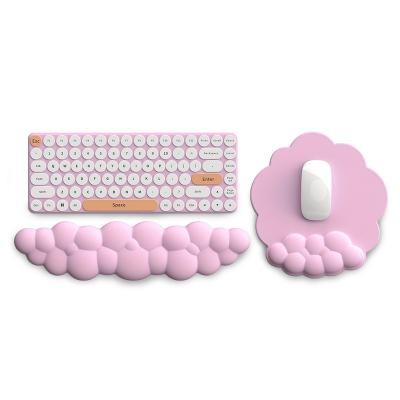 China Cloud Wrist HEAT Ergonomic Mouse Pad With Wrist Rest Customized Cost Effective Wrist Mouse Pad for sale