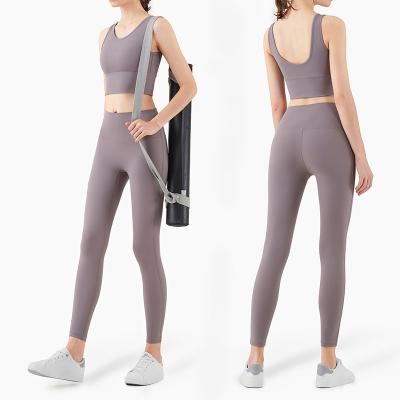 China Beautiful Professional Breathable Sports Shockproof Underwear Running Package Fitness Yoga Back Diet Yoga Suit for sale